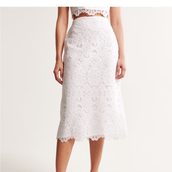 Bridal lace set - skirt and cropped top with tie - Picture 2 of 4